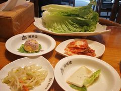 -万兴佳烤肉·长白山老味道(东岸里店)