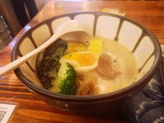 日式豚骨拉面-坂吉屋·居酒屋深夜食堂(龙湖店)