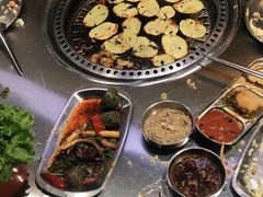 -马路牙子烧烤音乐酒馆(望京店)