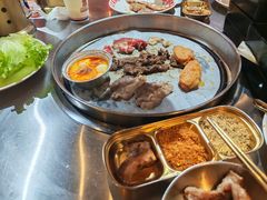 -哈哈碳都·牛肋条无限自助烤肉(台江万达店)