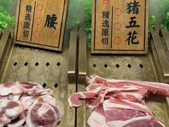 -钦瓦台时尚自助餐厅(银泰城店)