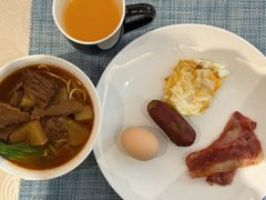 -武汉武昌站街道口华美达安可酒店