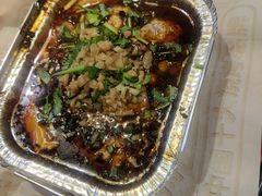 -何师烧烤·香辣蟹·川菜·30年老品牌(太古里旗舰店)