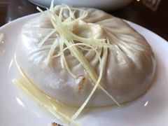 蟹黄汤包-鸿运酒楼