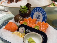 -海鲨湾海鲜会馆(百家湖1912店)