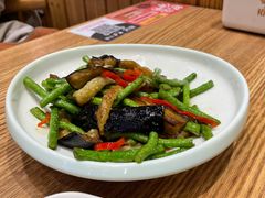 -裕记烧腊连锁餐饮(国商分店)