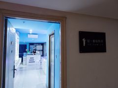 -提一眼镜·蔡司·依视路(小寨店)
