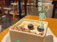 三色藜麦奶冻-广雅茶楼(柳州一店)