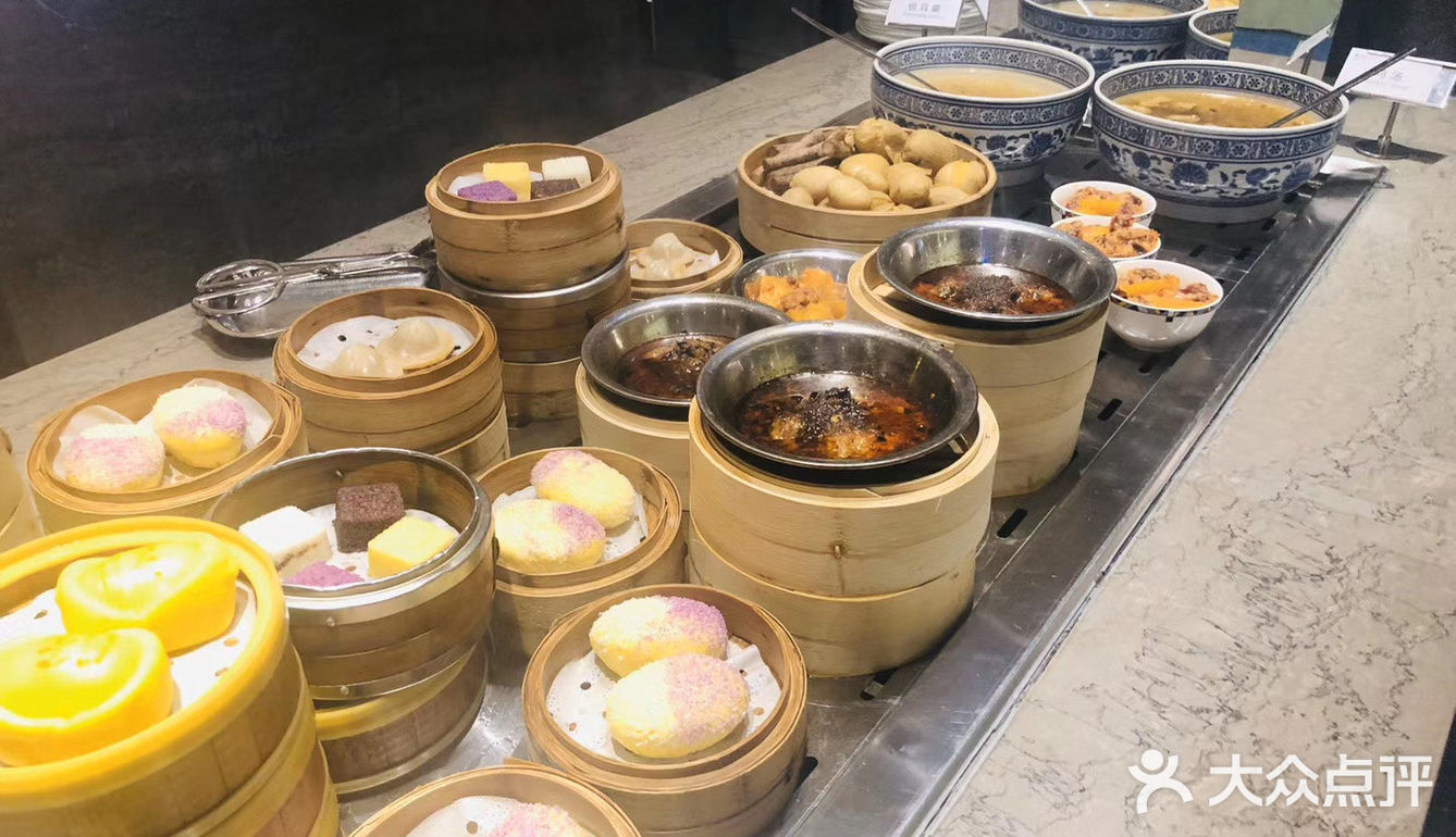 现在改成了火锅店。菜品也丰富