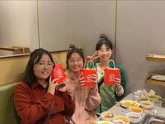 -海底捞火锅(宝龙广场夜宵主题店)