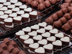 -Laderach 莱德拉(上海环贸iapm店)