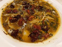 -吴记集庆门酸菜鱼店(集庆路店)