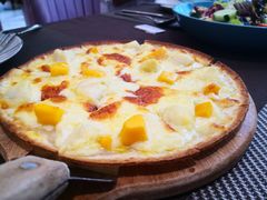 -悦享绿山墙西餐厅