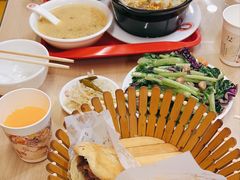 -闫家驴肉老店(华电一校店)
