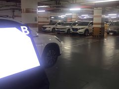 -百联中环购物广场-停车场