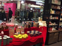 -星巴克(宝山万达店)