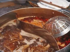 -来龍儿鲜切牛肉自助老火锅