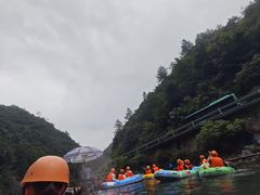 -安吉龙王山峡谷漂流