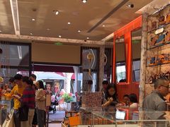 -VENCHI 闻绮(上海佛罗伦萨小镇店)