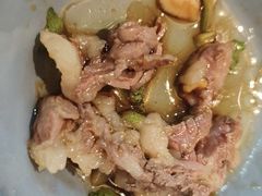 -左庭右院鲜牛肉火锅(金山万达店)