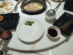 -野迹·石橄榄鸡·烧烤(新洲店)