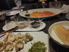 -海派悦庭·海胆烧麦·新融合菜(凯德广场店)