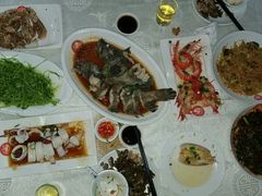 -侬佳蒸菜馆(听潮店)