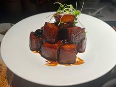 陈年花雕红烧肉-麻六记(新天地店)