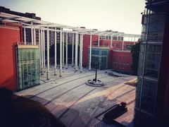 -华东师范大学第二附属中学(张江校区)