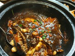 砂锅碟鱼头-双合园·海鲜水饺青岛菜(万佳广场店)