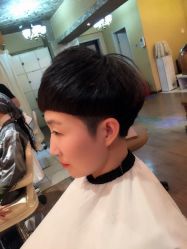 -构想时尚发型会所