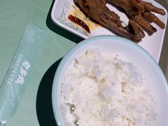 -老乡鸡(上海品尊国际中心店)