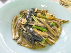 清炒鳝丝-沪依小酒馆心意菜