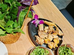 -一朵菌·野生菌探索家火锅(南亚店)