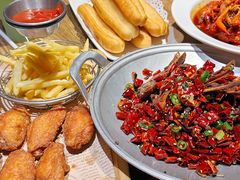 -叶派龙虾•招牌香辣蟹·海鲜(中海国际店)