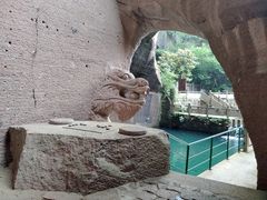 -伍山石窟