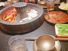 -晓宇重庆火锅(西安荟聚店)