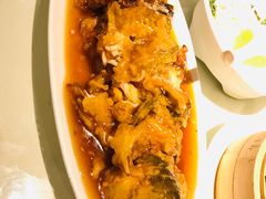 糖醋鲤鱼-闫府私房菜·百年鲁菜(欧亚店)