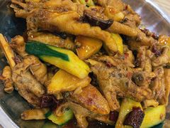 -江城燕子大排档(江汉路步行街店)