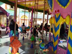 -七彩云南欢乐世界