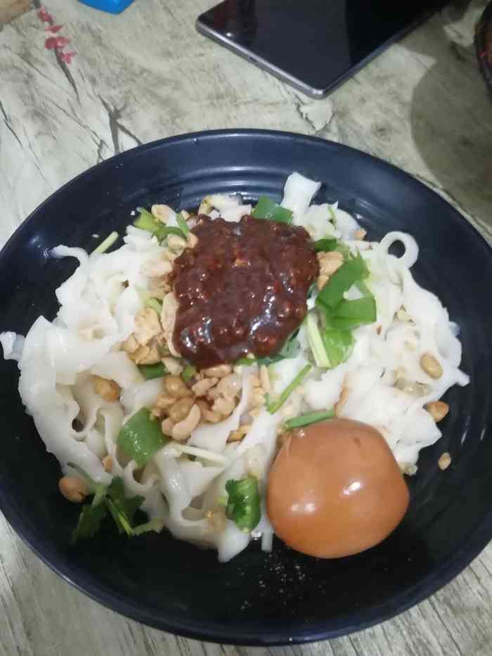 老城根百年砂锅面馆-"外出平房办事木有吃早餐,看点评好友"非常.