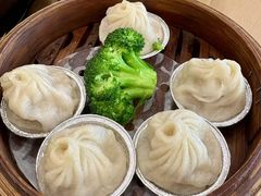 翅汤小笼包-澳门西南饭店·粤菜·茶市·手工点心(华海路店)