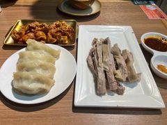 -贯贯吉·清真餐厅(浙江中路店)