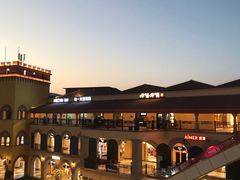 -首创奥特莱斯(西安店)