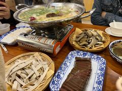 -牧人巷子·大锅羊汤·暴走牛骨(大成路店)