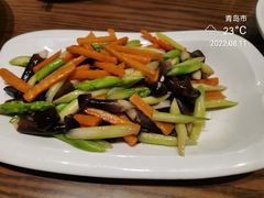 芦笋炒鸡枞菌-新时代大酒店(仰口路店)