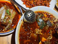 -小三峡食府(西五路店)