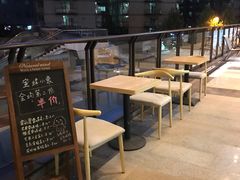 -蜜蜂小象·榴莲千层蛋糕(时代汇11栋店)