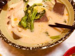 -吕阿婆骨汤麻辣烫(云岗店)