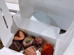 -Laderach 莱德拉(上海环贸iapm店)